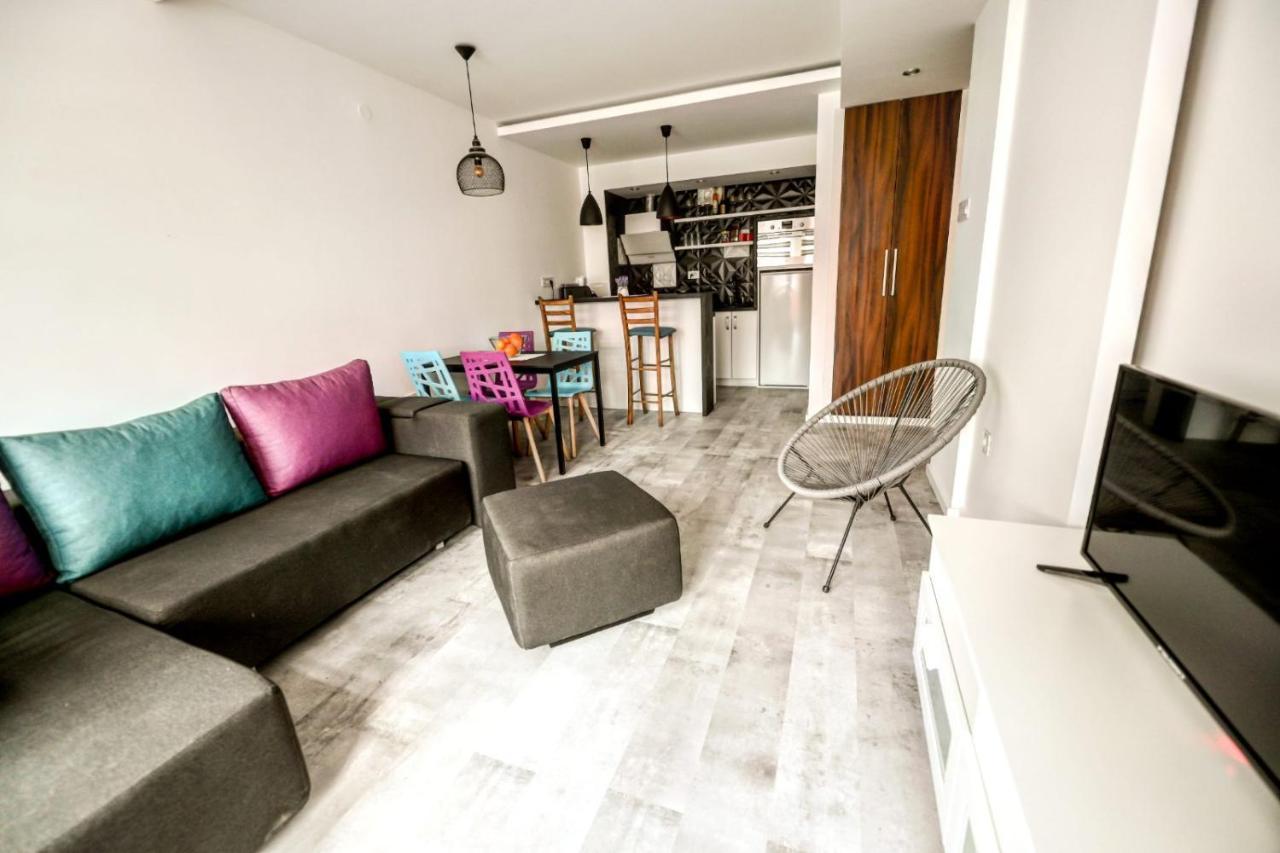 Chill Out Apartment ノヴィ・サド エクステリア 写真